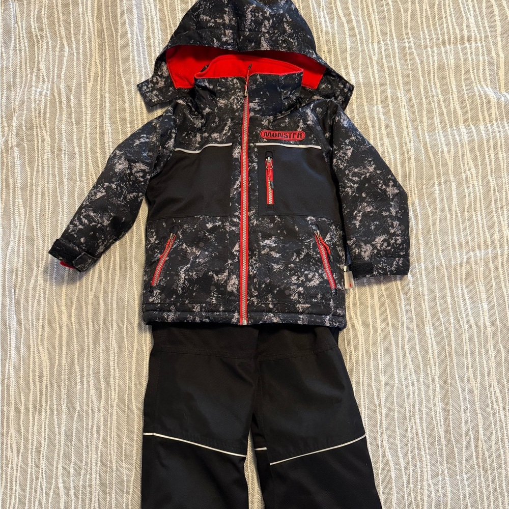 Costco MONSTER Black & Red Kids Snow Set